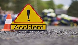 Madhya Pradesh : जबलपुर में ट्रक ने मोटरसाइकिल को मारी टक्कर, मेडिकल छात्रा की मौत