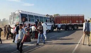 जोधपुर में बस और ट्रक की टक्कर, हादसे में चार लोगों की मौत, कई घायल