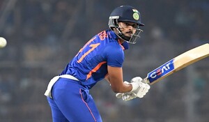 IND vs NZ: Shreyas Iyer कमर की चोट के कारण न्यूजीलैंड के खिलाफ सीरीज से बाहर, रजत पाटीदार ने किया रिप्लेस