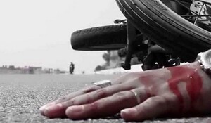 Uttar Pradesh: मोटरसाइकिल के ट्रक की चपेट में आने से 3 बाइक सवार की मौत