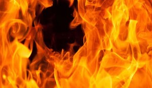 Madhya Pradesh: जबलपुर में आग में झुलसकर महिला और नाबालिग बेटी की मौत