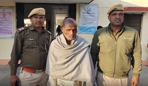 Pratapgarh News : 22 साल पहले लूट और डकैती के साथ ट्रिपल मर्डर के मामले में फरार एक और आरोपी गिरफ्तार, अब तक 20 से ज्यादा को हुई आजीवन कारावास की सजा