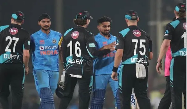 IND vs NZ: मिचेल, कॉनवे और सैंटनर के शानदार प्रदर्शन से न्यूजीलैंड ने भारत को 21 रन से दी मात