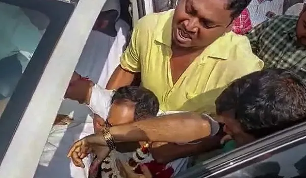 ASI ने ओडिशा के स्वास्थ्य मंत्री को गोली मारी, गिरफ्तार