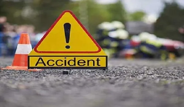 पाली में टैम्पो का टायर फटने से हुई दुर्घटना में दो लोगों की मौत, 6 यात्री गंभीर रूप से घायल