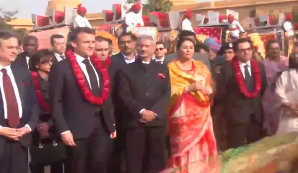 India-France Friendship: भारत के पेरिस में फ्रांस के राष्ट्रपति इमैनुएल मैक्रों, आमेर महल में मैक्रों का हुआ जोरदार स्वागत