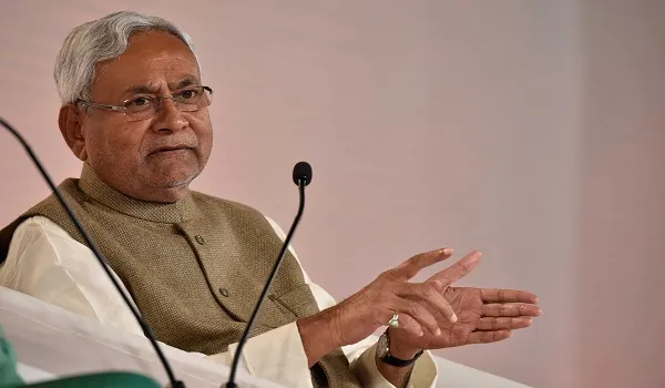Bihar Political Crisis :नीतीश कुमार ने राज्यपाल राजेन्द्र अर्लेकर को सौंपा इस्तीफा, बोले-RJD  के साथ काम करना मुश्किल