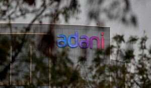 Adani Group की कंपनियों के शेयरों में गिरावट का सिलसिला जारी, 9.50 प्रतिशत नीचे पहुंचा