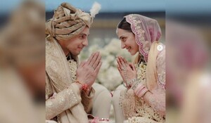 Sidharth Kiara Wedding : जैसलमेर के सूर्यगढ़ पैलेस में शादी के बंधन में बंधे सिद्धार्थ मल्होत्रा और कियारा आडवाणी, तस्वीरें आईं सामने