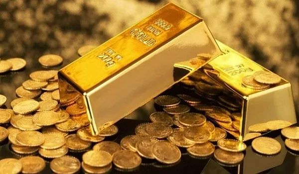 Gold- Silver Price: सोने में 35 रुपये की तेजी, चांदी पांच रुपये टूटी