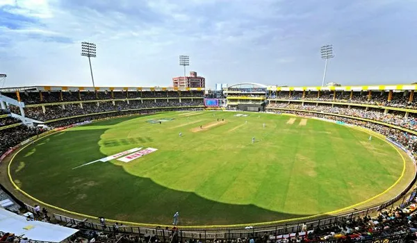 IND vs AUS:  भारत और ऑस्ट्रेलिया के बीच तीसरा टेस्ट धर्मशाला से इंदौर शिफ्ट, BCCI ने बताई वजह