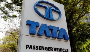 Tata Motors की कुल बिक्री फरवरी में 3 प्रतिशत बढ़कर 79,705 इकाई पर