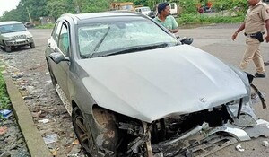 Maharashtra: समृद्धि एक्सप्रेसवे पर कार का टायर फटने से 6 लोगों की मौत