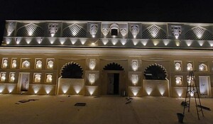 औरंगाबाद में 17वीं शताब्दी के ‘सोनेरी महल’ को  रोशनी से जगमगाया