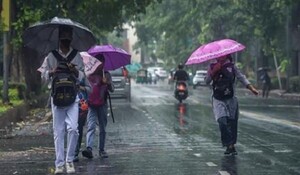 Delhi Weather: दिल्ली में हल्की बारिश और ओलावृष्टि की संभावना