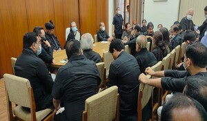 विपक्षी दलों ने संसद के मौजूदा सत्र के लिए आगे की रणनीति पर चर्चा की, तृणमूल कांग्रेस लंबे समय बाद विपक्षी दलों की किसी बैठक में शामिल हुई