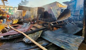 Odisha के क्योंझर में आग लगने से 69 दुकानें जलीं, शॉर्ट सर्किट होने की आशंका