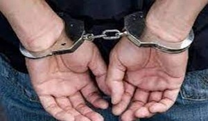 UP: पुलिस से मुठभेड़ के बाद 50 हजार रुपये का इनामी बदमाश गिरफ्तार