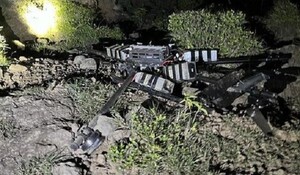 जम्मू-कश्मीर के राजौरी में सुरक्षा बलों ने 1 ड्रोन को मार गिराया, तलाश अभियान जारी