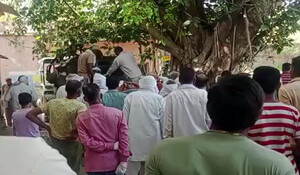 Alwar News: थ्रेसर में आने से एक और दर्दनाक मौत, चिकित्सा टीम की मौजूदगी में शव के टुकड़ों को मशीन के अंदर से बाहर निकाला