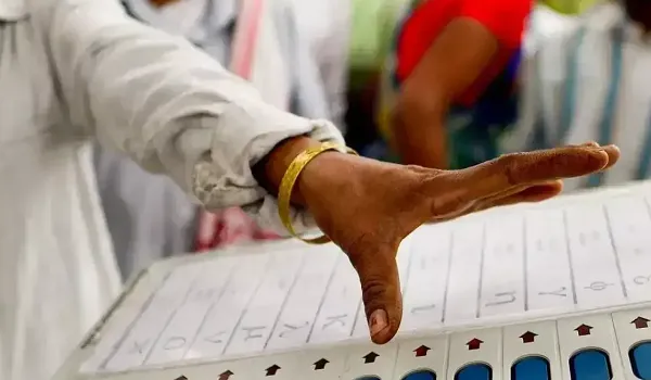 LokSabha Election 2024 Phase 1: देश की 102 सीटों पर पहले चरण का मतदान आज, 1625 उम्मीदवारों की किस्मत EVM में होगी कैद