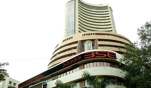सेंसेक्स की शीर्ष 10 में से चार कंपनियों का बाजार पूंजीकरण 56,000 करोड़ रुपये घटा