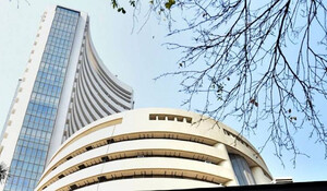Sensex Opening Bell: बाजार ने शुरुआती बढ़त गंवाई, सेंसेक्स करीब 150 अंक टूटा