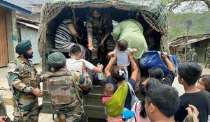 भारतीय सेना ने भूस्खलन प्रभावित सिक्किम में फंसे 500 पर्यटकों को सुरक्षित निकाला