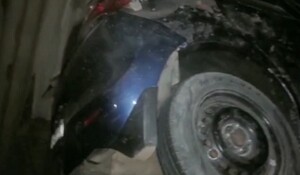 भीलवाड़ा सड़क हादसे में जीजा साले की हुई मौत, 3 अन्य घायल, बेकाबू कार ने दुकान की पट्टियों को तोड़ती हुई खाई थी पलटी