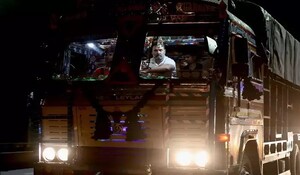 राहुल गांधी ने किया ट्रक का सफर, सुनी ट्रक चालकों के 'मन की बात'