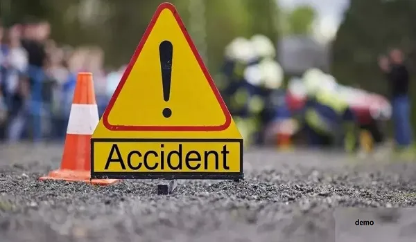 बारां के अटरू में देर रात भीषण सड़क हादसा, 6 साल के मासूम की हुई मौत, 4 लोग घायल