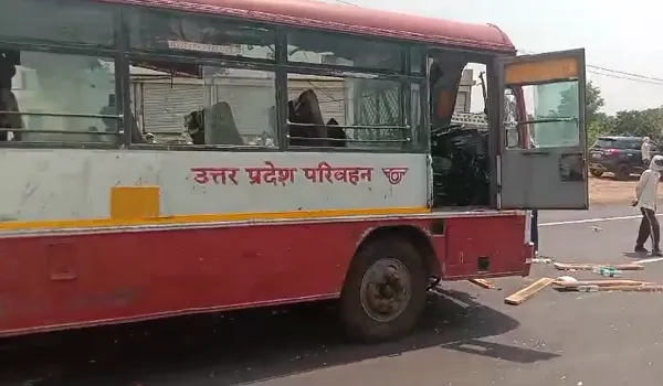 भरतपुर में नेशनल हाईवे पर खड़े ट्रक में घुसी यूपी परिवहन बस, 4 से अधिक लोगों की बताई जा रही मौत