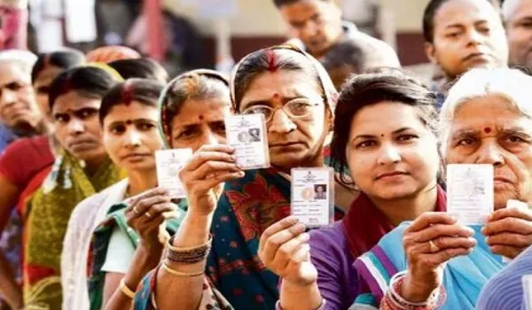 Lok Sabha Election 2024 Phase 6 Voting: देश में 58 सीटों पर वोटिंग जारी, जानिए सुबह 9 बजे तक कितना प्रतिशत हुआ मतदान