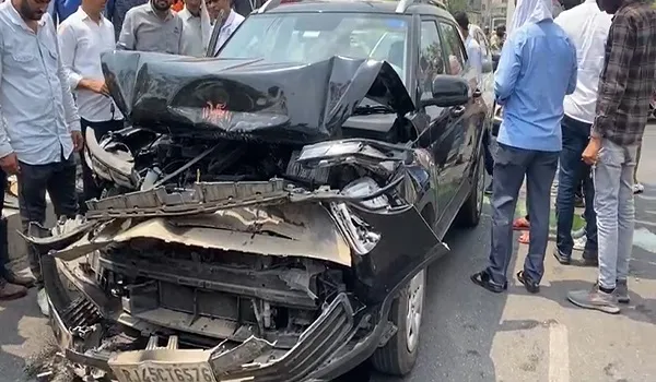 जयपुर के सहकार मार्ग पर सड़क हादसा, आपस में भिड़े कई वाहन, एक कार के अचानक ब्रेक लगाने से हुआ हादसा