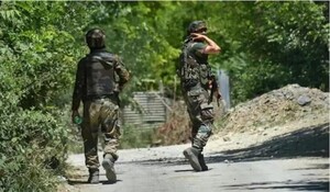 Jammu Kashmir: सांबा में बीएसएफ ने पाकिस्तानी घुसपैठिए को मार गिराया