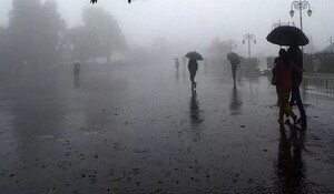 Weather Update: दिल्ली में रात में हल्की बारिश व बूंदा-बांदी होने की संभावना