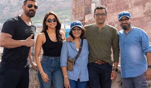 Bollywood: जॉन अब्राहम और शारवरी की नई फिल्म वेदा की शूटिंग राजस्थान में शुरू
