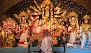 West Bengal: दुर्गा पूजा आयोजन शुरू, कारीगरों को सौंपा मूर्तियां बनाने का जिम्मा