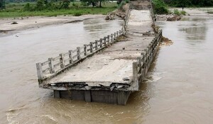 Asam में बाढ़ की स्थिति अब भी गंभीर,  करीब 5 लाख लोग प्रभावित