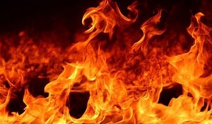 Maharashtra: ठाणे में रेस्तरां में लगी आग, कोई हताहत नहीं