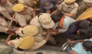 BJP महिला मोर्चा के CM आवास घेराव दौरान पुलिस से हुई हल्की झड़प, सांसद रंजीता कोली समेत कई महिलाएं घायल