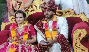 Churu News: परिवार की मर्जी से शादी करने के बाद भी पंचायत ने सुना दिया तुगलकी फरमान, दूल्हे का घर जलाया, समाज से निकाला; शादी के 6 महीने बाद भी छिपकर रह रहे दूल्हा-दुल्हन