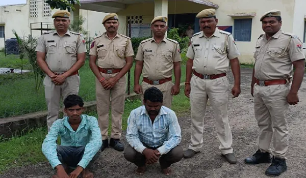 Pratapgarh News: स्कूली छात्रा का दूसरी बार अपहरण करने के मामले में दो आरोपी गिरफ्तार, फरार अन्य साथियों की तलाश जारी
