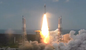 Chandrayaan-3 Launch: सफर पर रवाना हुआ चंद्रयान-3, 50 दिन बाद चूमेगा चंद्रमा की सतह