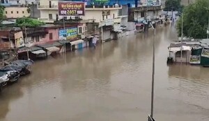 Sikar: सड़कें बनी समंदर, शहर के हाल हुए बेहाल 2 दर्जन से अधिक स्थानों पर हुआ जलभराव