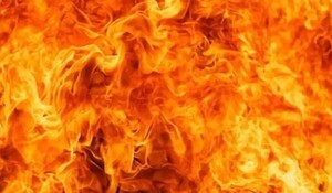 डीडवाना में कपड़े और कॉस्मेटिक के गोदाम में लगी भीषण आग, आसपास के रिहायशी इलाके में मची भारी अफरातफरी