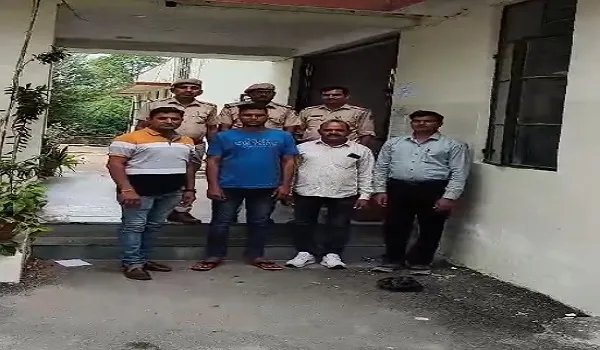 Udaipur News: गोवर्धन विलास थाना पुलिस की कार्रवाई, हिस्ट्रीशीटर अवैध मादक पदार्थ के साथ गिरफ्तार