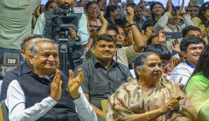 CM अशोक गहलोत ने चंद्रयान-3 की सफल लैंडिंग पर दी बधाई, कहा- यह अभूतपूर्व सफलता नेहरू-इंदिरा की दूरदर्शिता का परिणाम है
