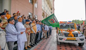 112 नंबर डायल करने पर पीड़ित की मदद के लिए तुरंत पहुंचेगी पुलिस टीम, CM अशोक गहलोत ने तकनीक से लैस 100 FRV दिखाई हरी झंडी
