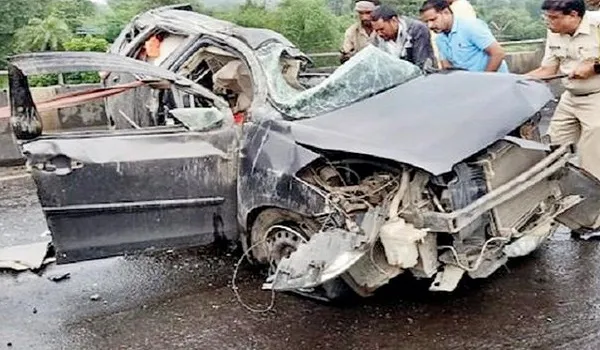 Accident: मुंबई-अहमदाबाद हाईवे पर सड़क हादसों में 2 दिनों में 6 लोगों की मौत